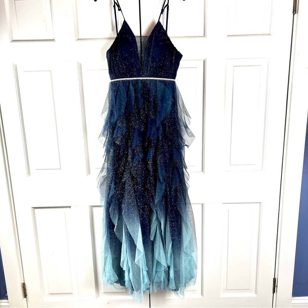 Formal prom dress with tulle layers and silver glitter. Brand Teezeme size 7/8